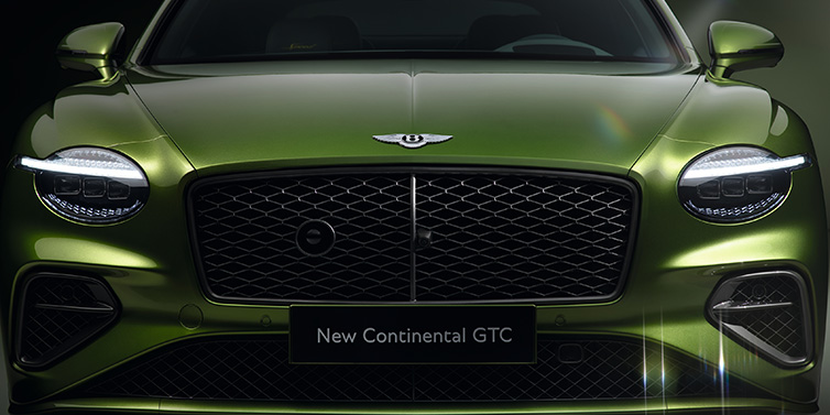 Bentley Casablanca Bentley Continental GTC Speed convertible front bonnet detail in Tourmaline Green paint showing new light design